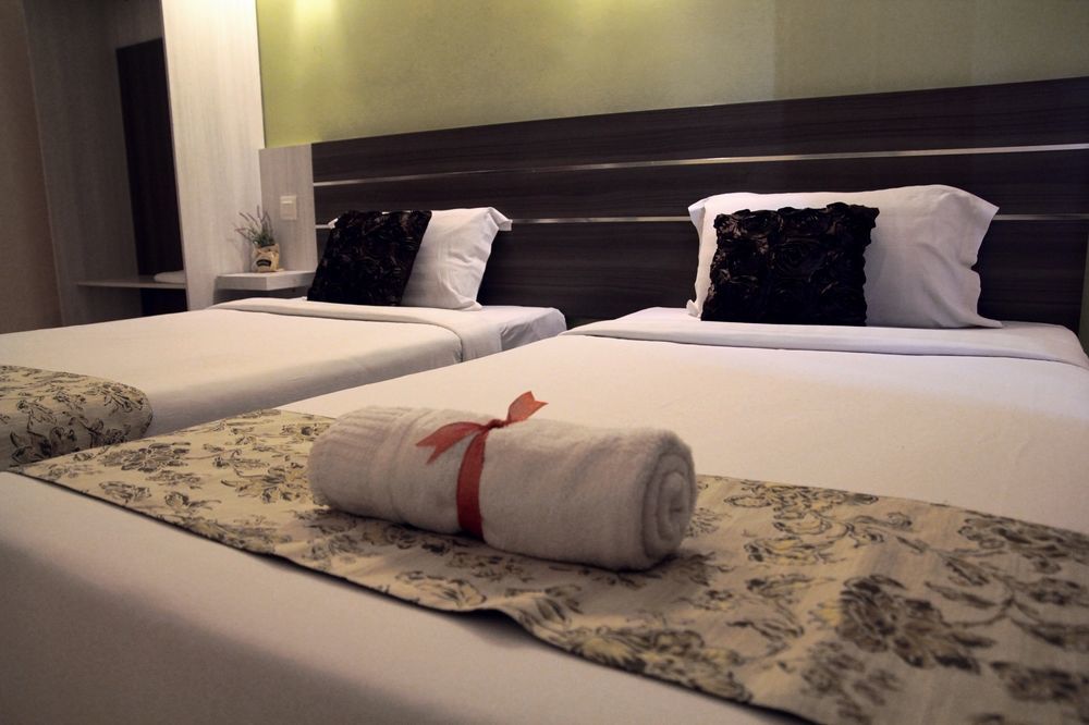 Oyo 182 Simms Grand Inn Куала-Лумпур Экстерьер фото